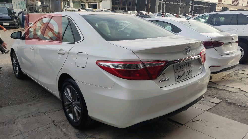 تۆیۆتا کامری